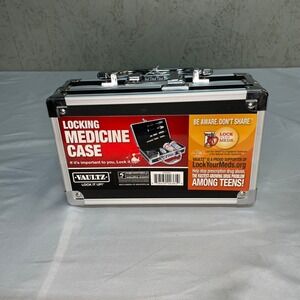 Vaultz Lock It Up! Combination Locking Medicine Box Model VZ00361 NWT